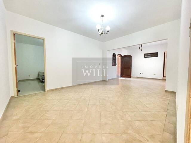 Casa para Venda em São José dos Campos - 4